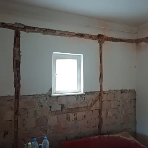 Rólunk kép
